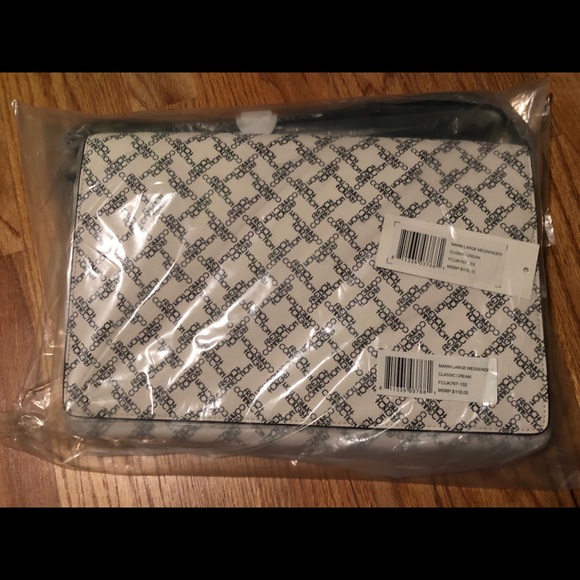 NWT French Connection Marin Messenger Bag Cream - Picture 2 of 4